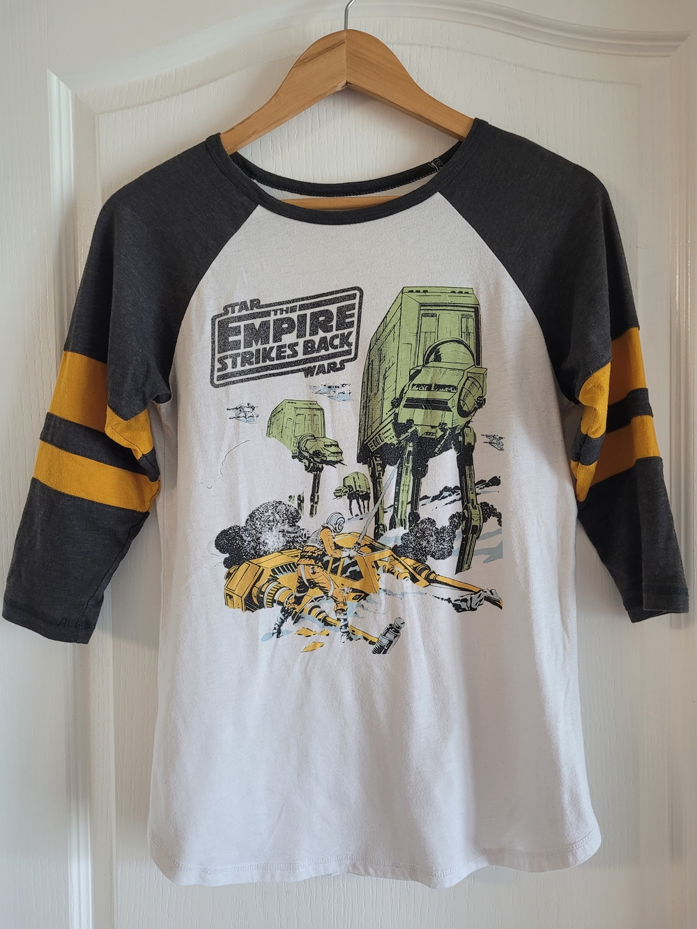 Star Wars Empire Strikes Back Women's Retro Raglan Tee